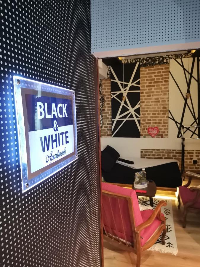 Studio Apartman Black & White Centar Sarajevo Free Parking Eksteriør billede