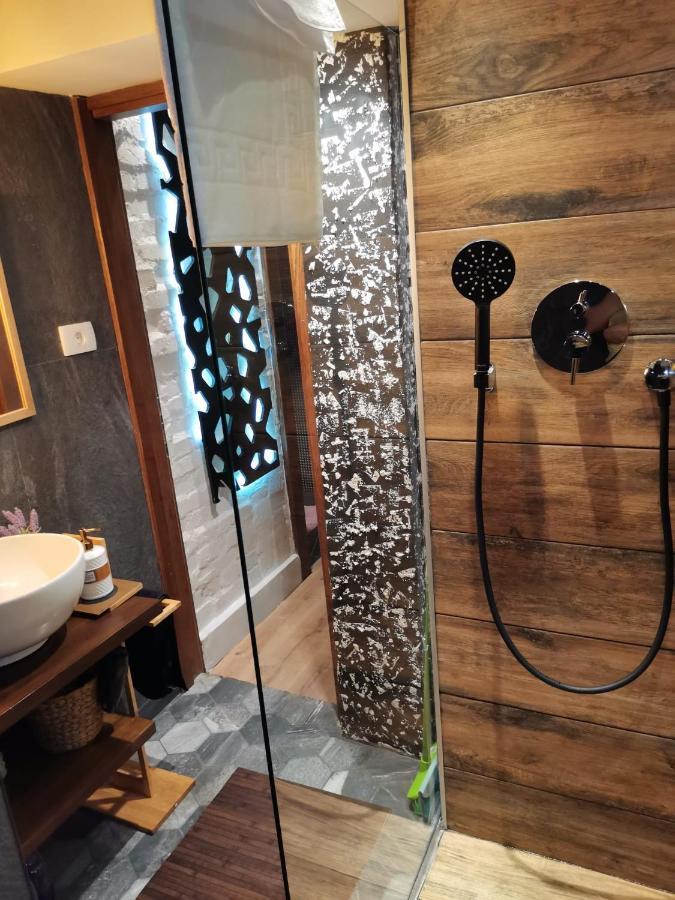 Studio Apartman Black & White Centar Sarajevo Free Parking Eksteriør billede